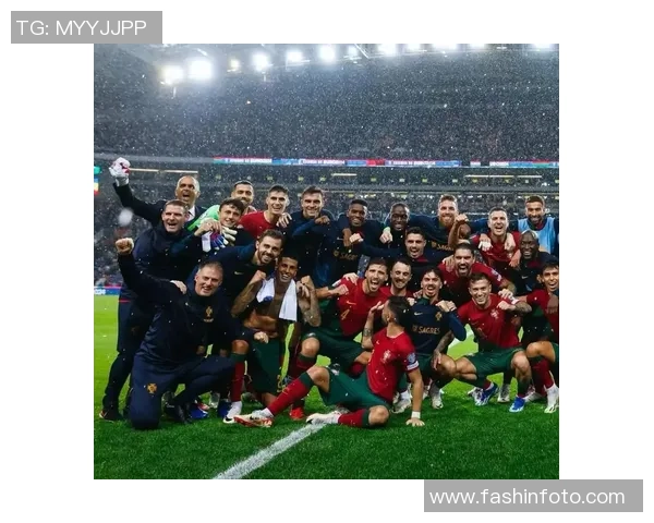 全球足球巨星精彩瞬间集锦 展现运动员风采与赛场激情 全球足球巨星精彩瞬间集锦 展现运动员风采与赛场激情