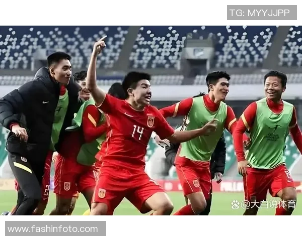 球星亲临中国足球赛场观赛 热议赛事精彩与未来发展 球星亲临中国足球赛场观赛 热议赛事精彩与未来发展