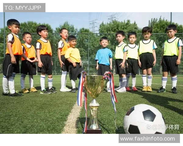 萌系足球球星闪耀绿茵展现独特魅力引爆球迷热情 萌系足球球星闪耀绿茵展现独特魅力引爆球迷热情